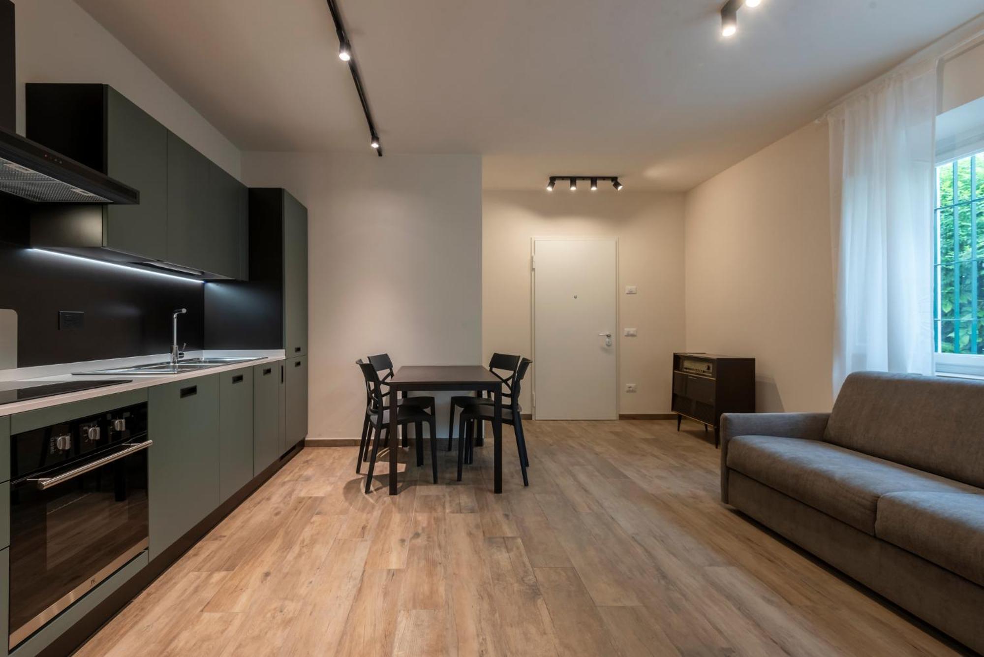 Iarsera Rooms And Apartment Лукка Экстерьер фото