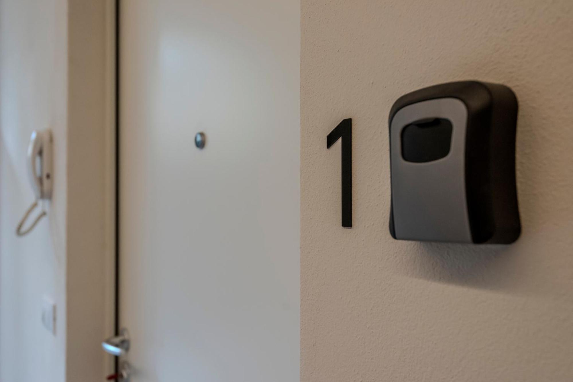 Iarsera Rooms And Apartment Лукка Экстерьер фото