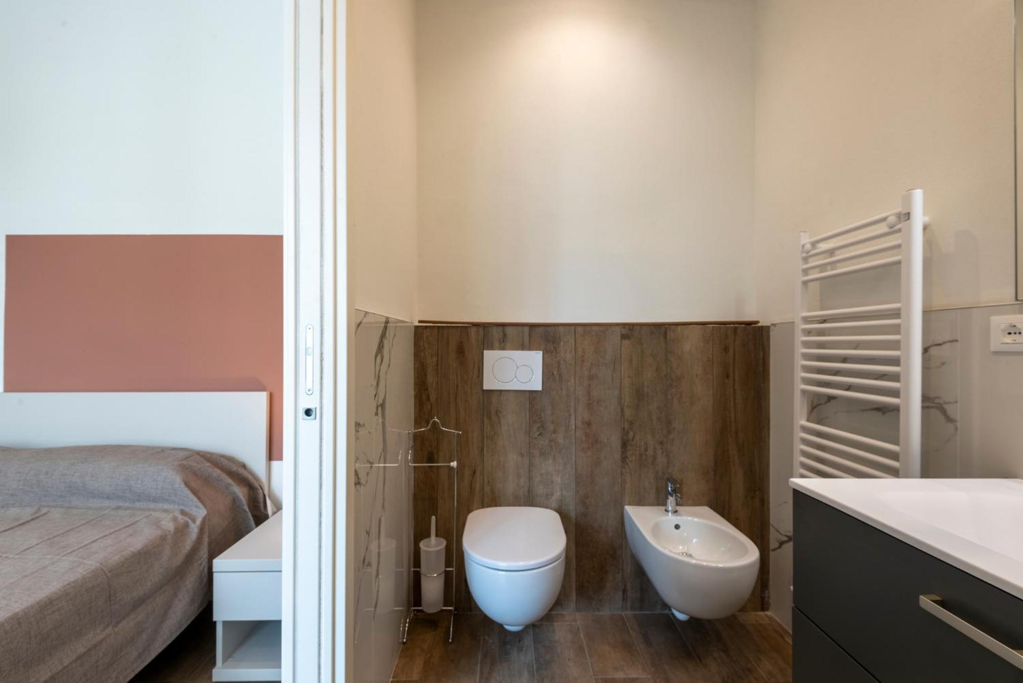 Iarsera Rooms And Apartment Лукка Экстерьер фото